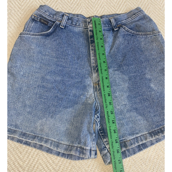 VTG Wrangler Jean Shorts Women High Rise Light Wash Blue Denim 90s Mom Retro - Picture 3 of 7